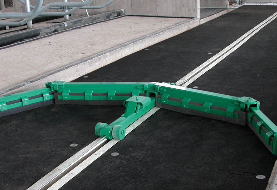 <span style="font-weight: bold;">Системы навозоудаления</span>