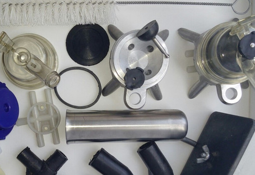 <span style="font-weight: bold;">Запчасти и комплектующие</span>